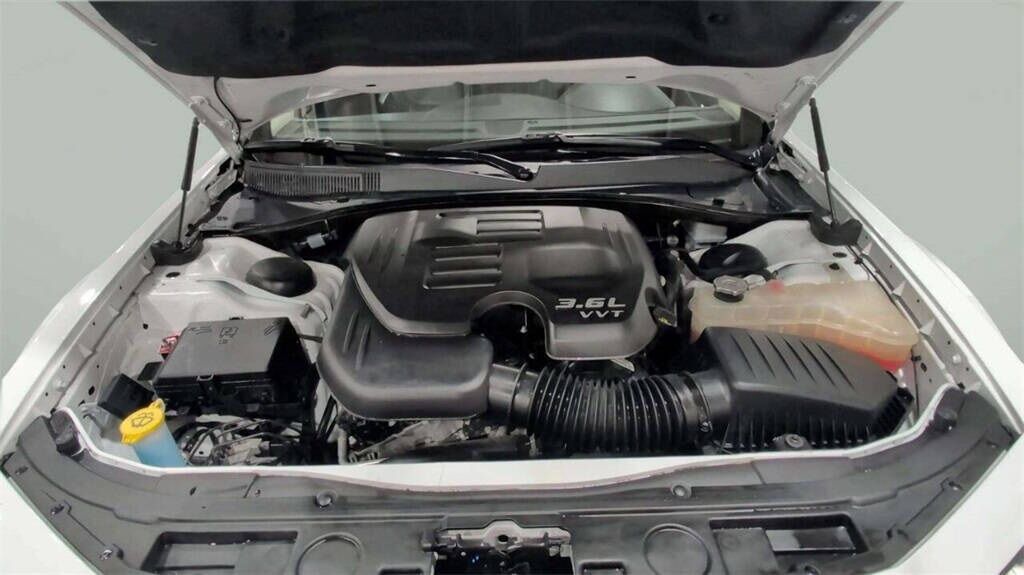 2022 Chrysler 300 Touring Royal Oak MI