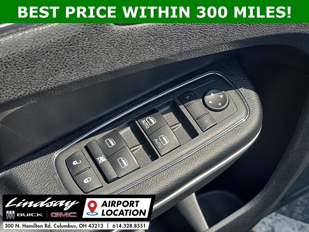 2022 Chrysler 300 Touring Columbus OH