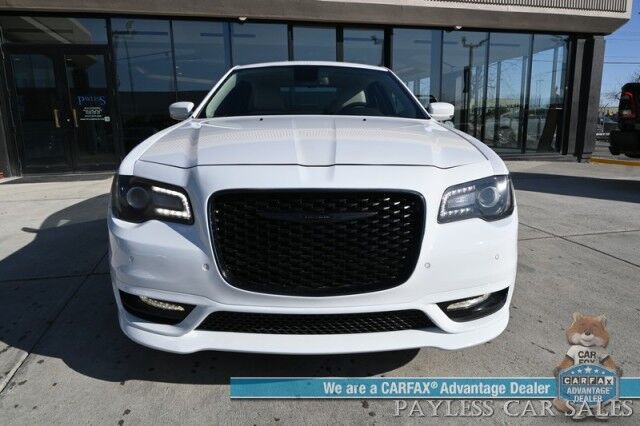 2022 Chrysler 300 Touring L