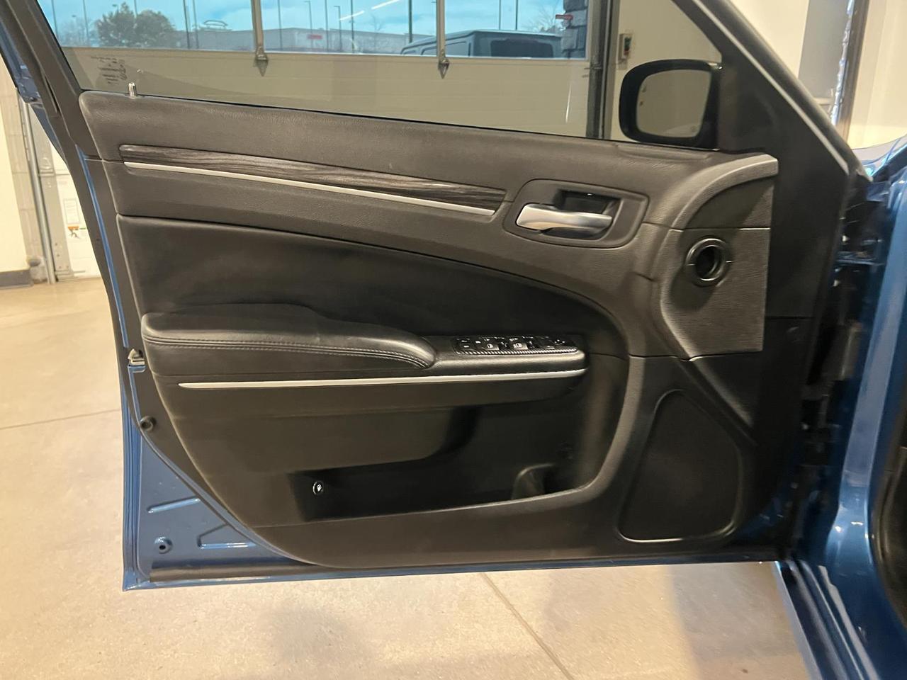 2022 Chrysler 300 Touring L Parker CO