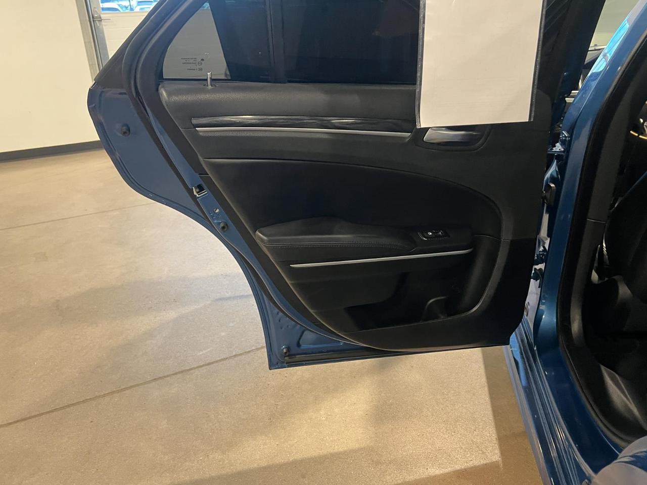 2022 Chrysler 300 Touring L Parker CO