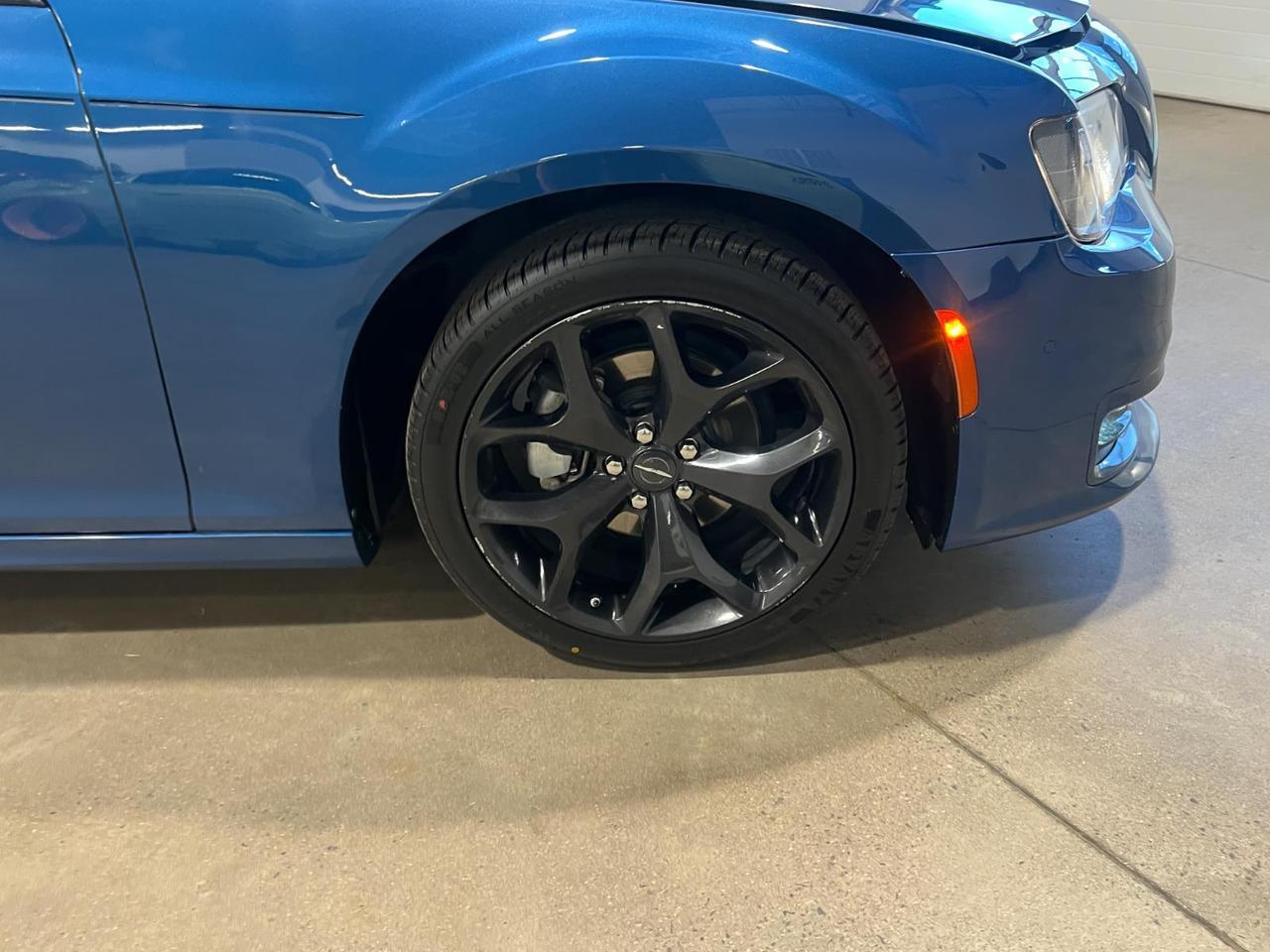 2022 Chrysler 300 Touring L Parker CO