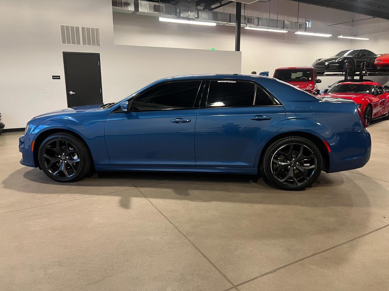 2022 Chrysler 300 Touring L Parker CO
