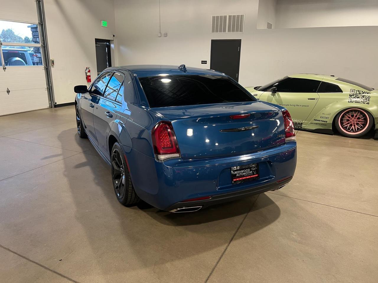 2022 Chrysler 300 Touring L Parker CO