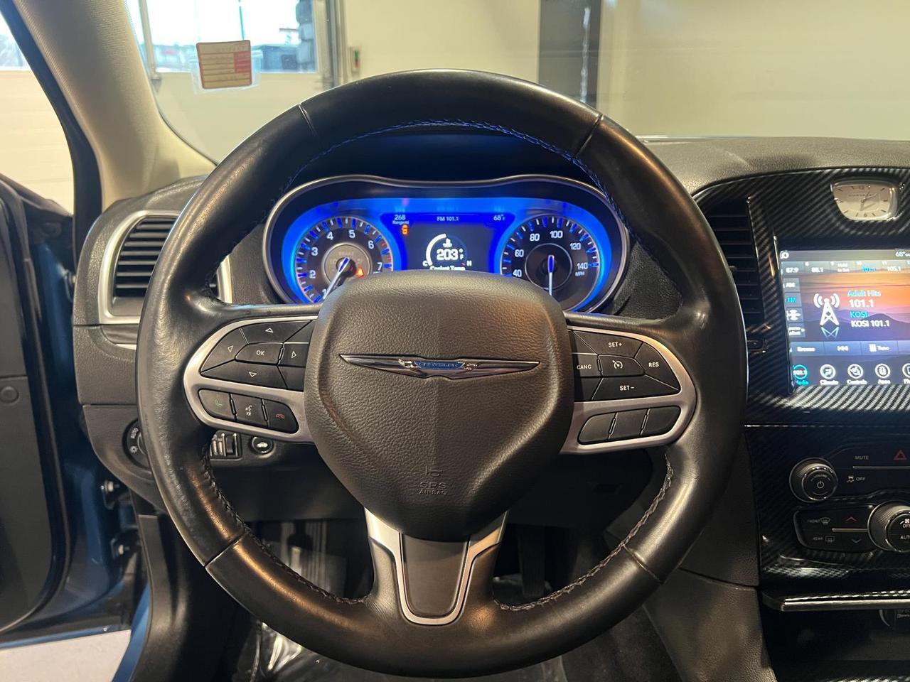 2022 Chrysler 300 Touring L Parker CO