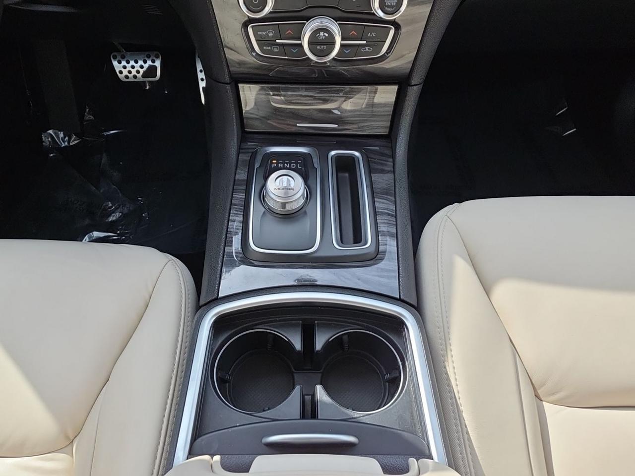 2022 Chrysler 300 Touring Glen Burnie MD