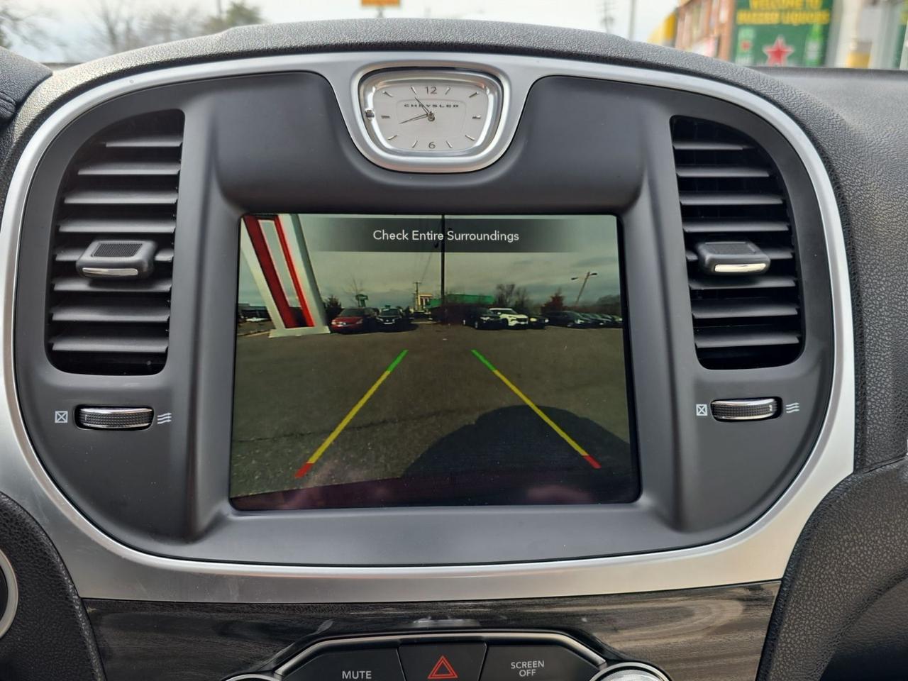 2022 Chrysler 300 Touring Glen Burnie MD