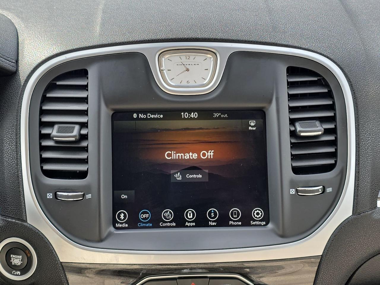 2022 Chrysler 300 Touring Glen Burnie MD