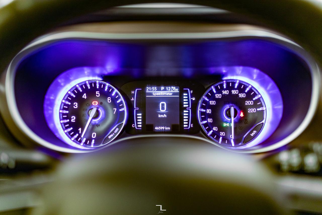 2022 Chrysler Grand Caravan SXT BCam Power Doors Red Deer AB