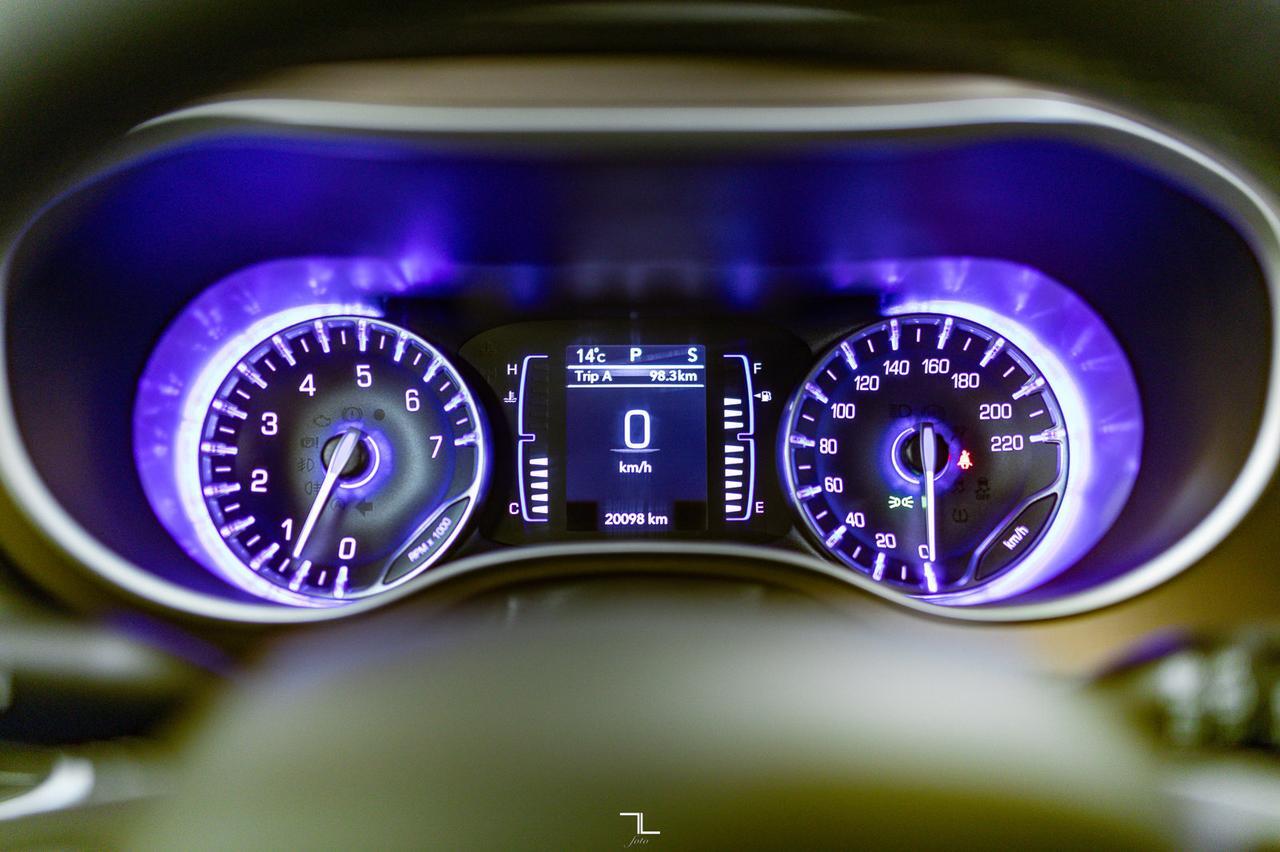 2022 Chrysler Grand Caravan SXT Braun Wheelchair Conversion Nav BCam Red Deer AB