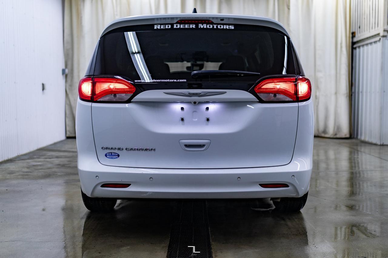 2022 Chrysler Grand Caravan SXT Nav BCam Red Deer AB