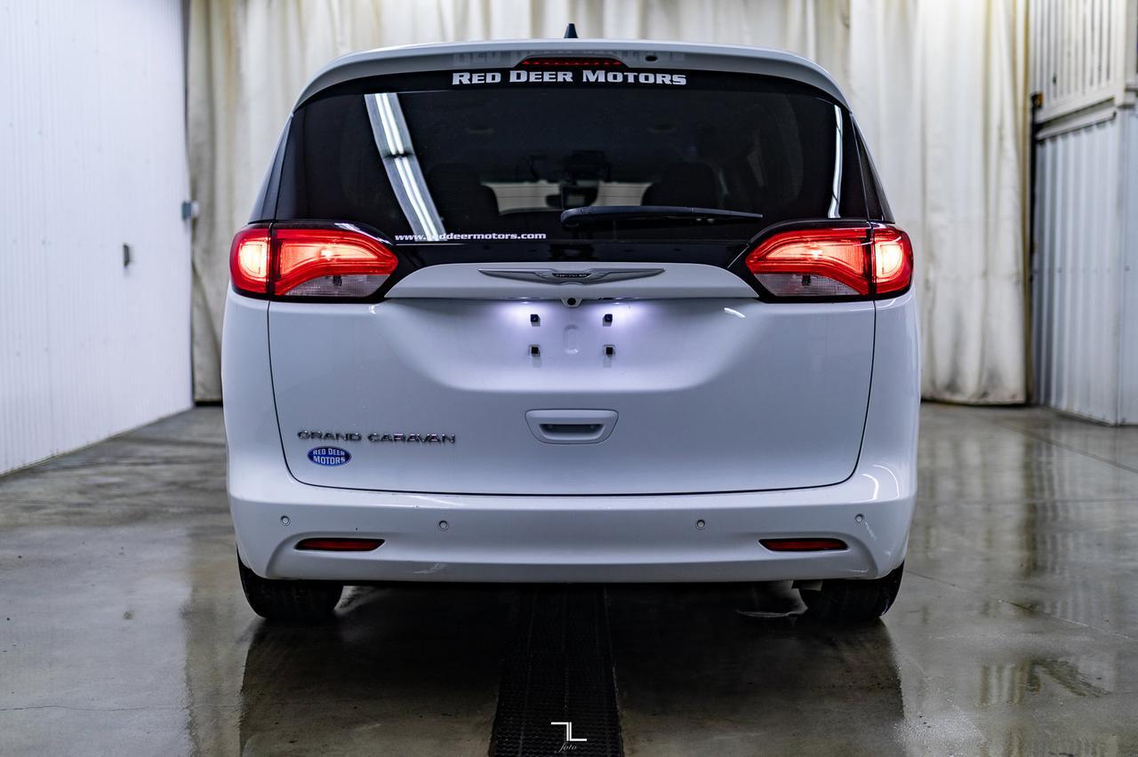 2022 Chrysler Grand Caravan SXT Nav BCam Red Deer AB