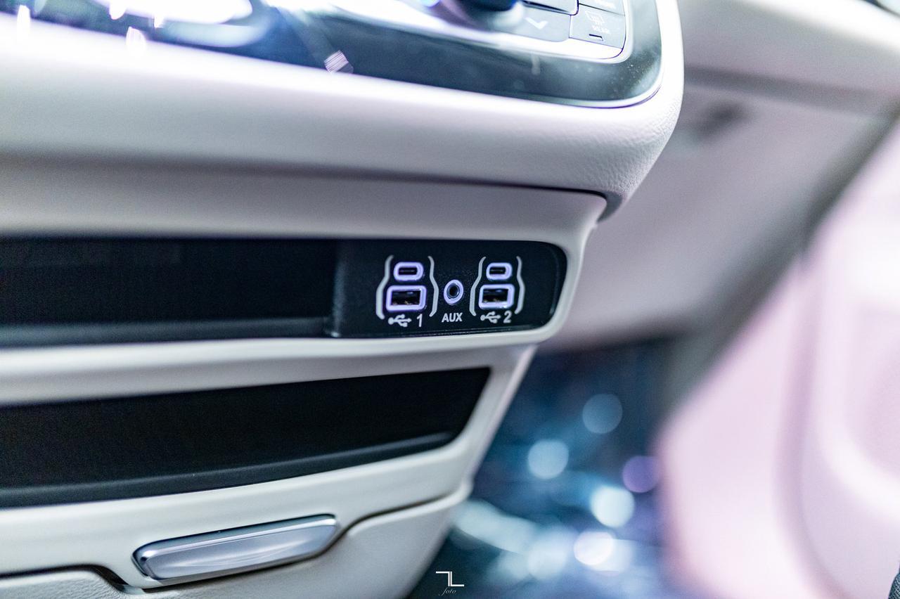 2022 Chrysler Grand Caravan SXT Nav BCam Red Deer AB