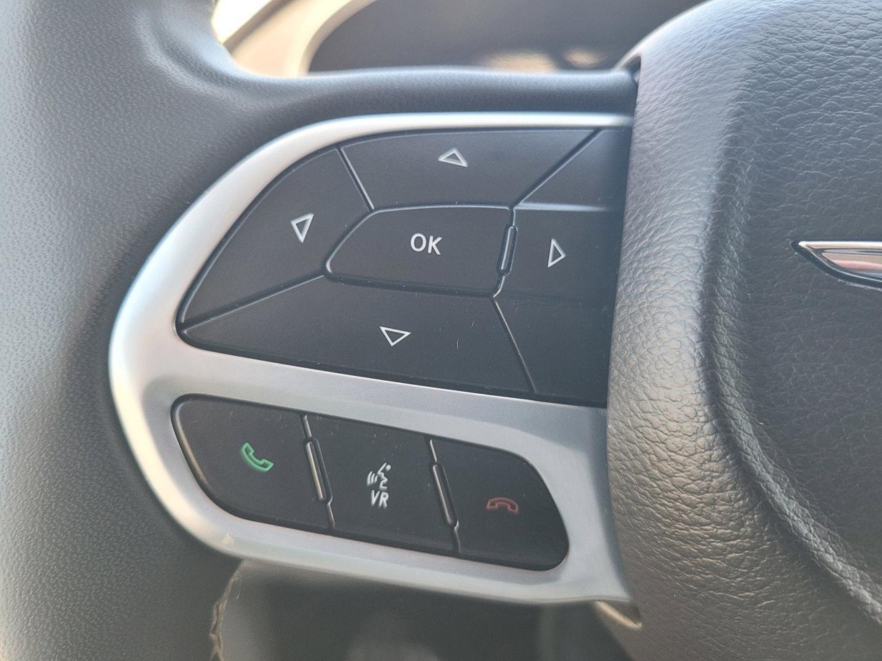 2022 Chrysler PACIFICA TOURING L Roseville CA