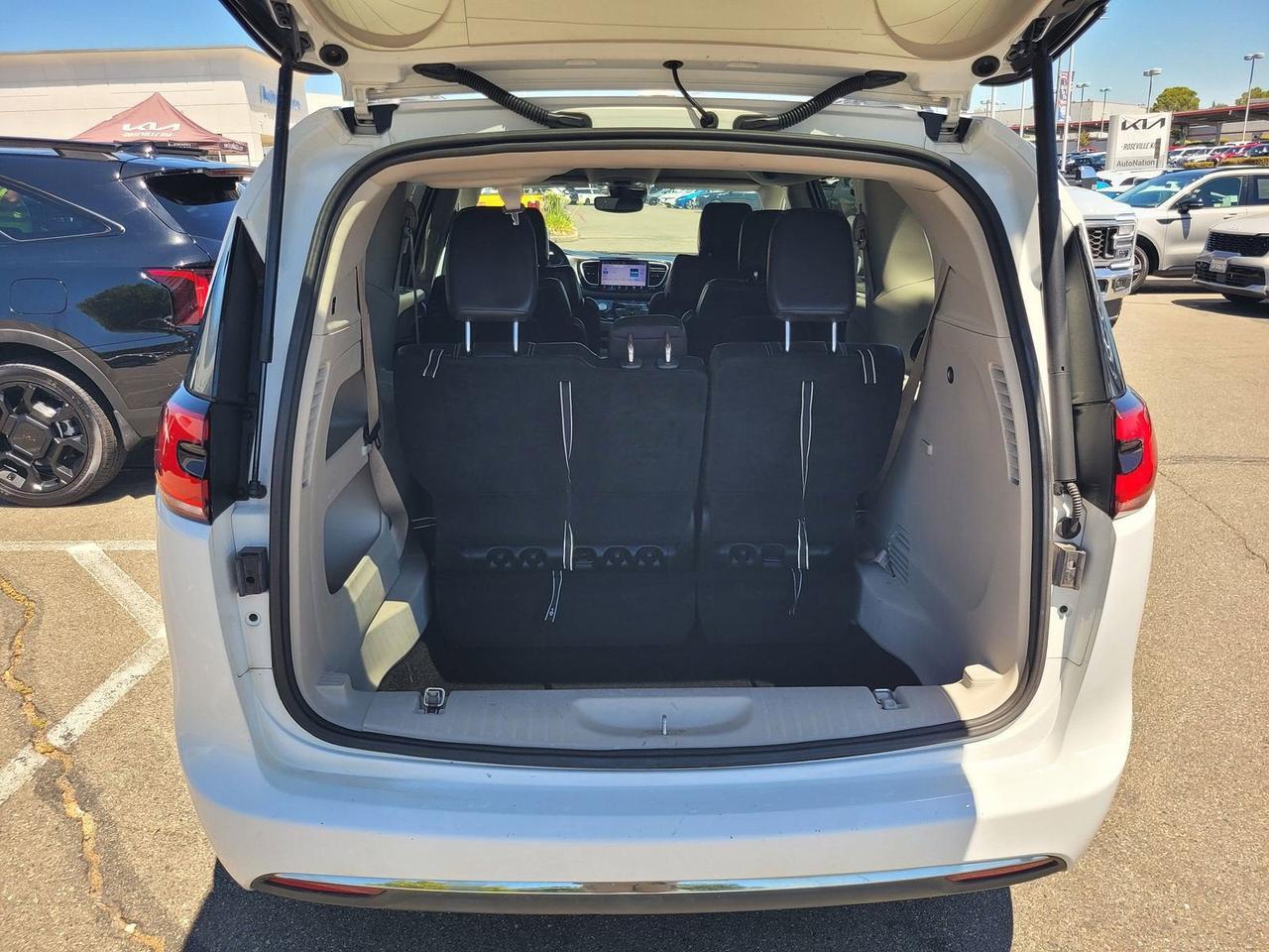 2022 Chrysler PACIFICA TOURING L Roseville CA