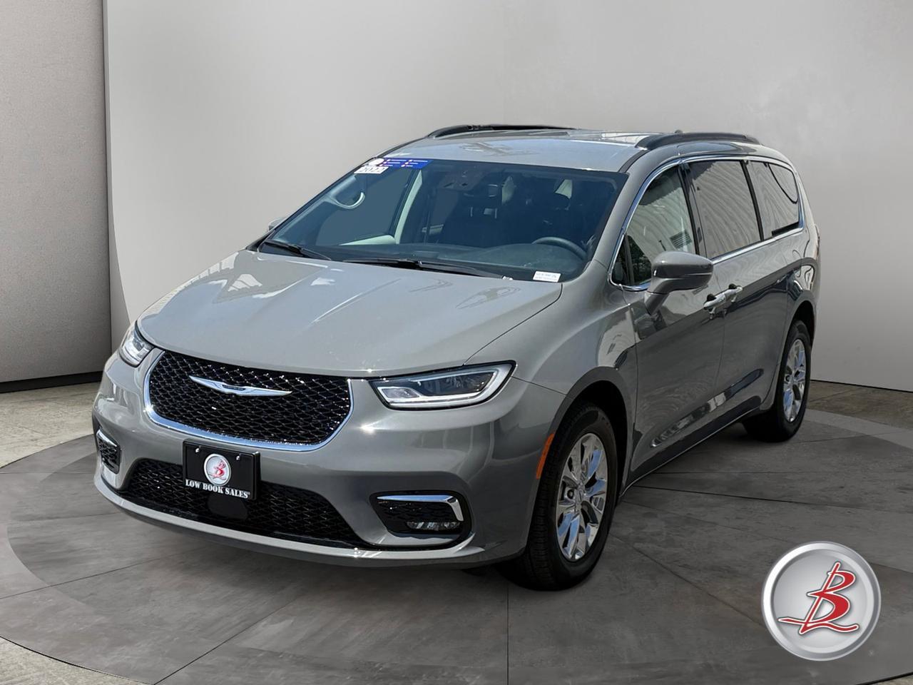 2022 Chrysler PACIFICA Touring L AWD