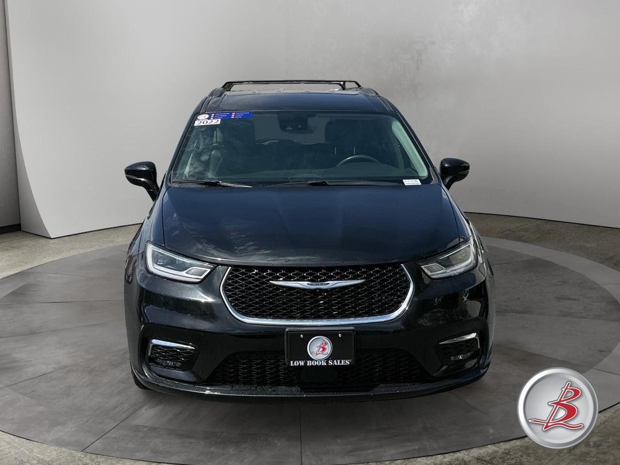 2022 Chrysler PACIFICA Touring L