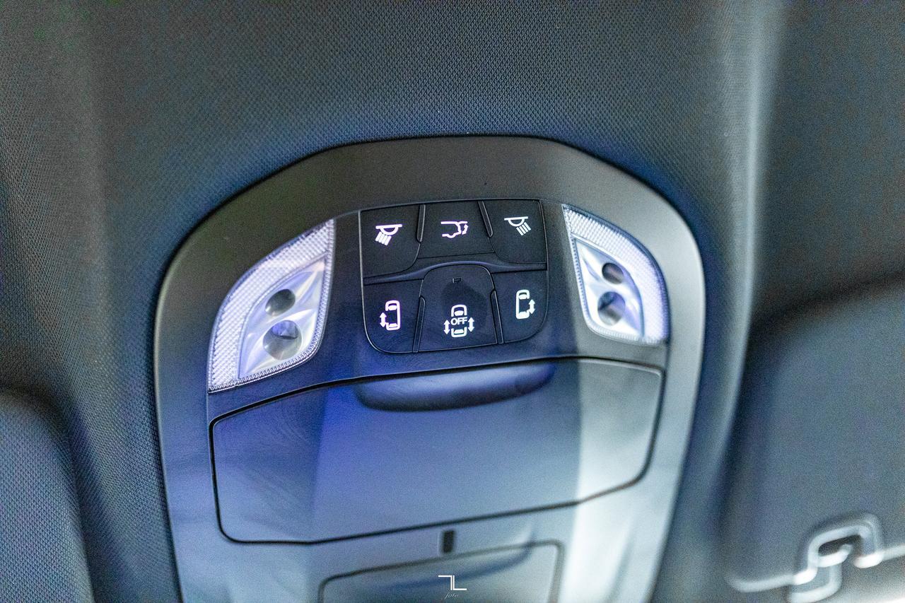 2022 Chrysler Pacifica AWD Touring BCam PSeat Quads Red Deer AB