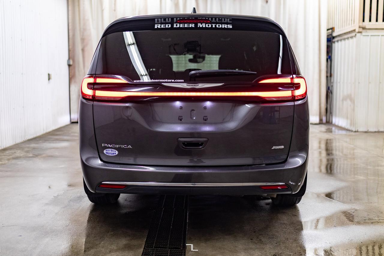 2022 Chrysler Pacifica AWD Touring BCam PSeat Quads Red Deer AB
