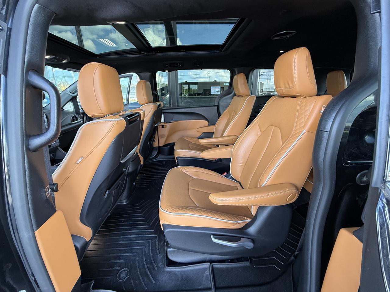 2022 Chrysler Pacifica Hybrid Hybrid Pinnacle Knoxville TN