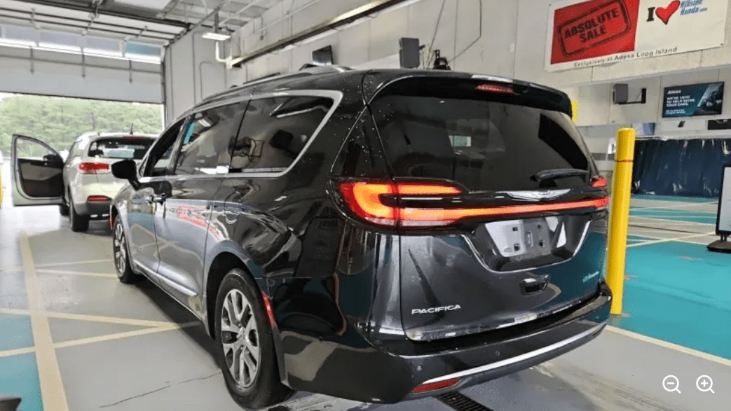 2022 Chrysler Pacifica Hybrid Hybrid Pinnacle Knoxville TN