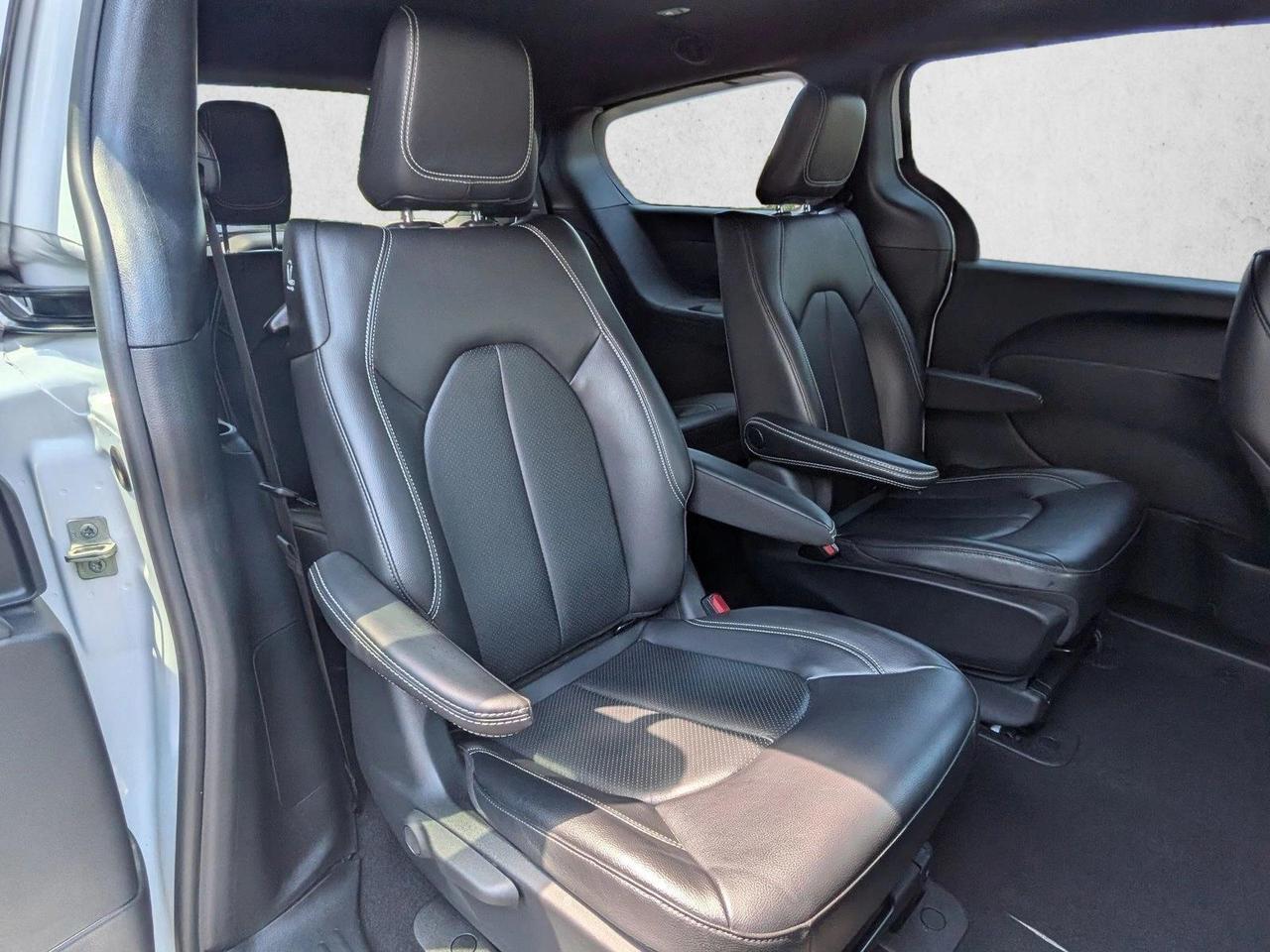2022 Chrysler Pacifica Hybrid Touring L Roseville CA