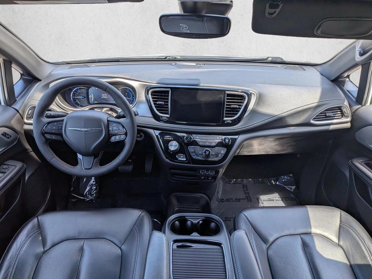 2022 Chrysler Pacifica Hybrid Touring L Roseville CA