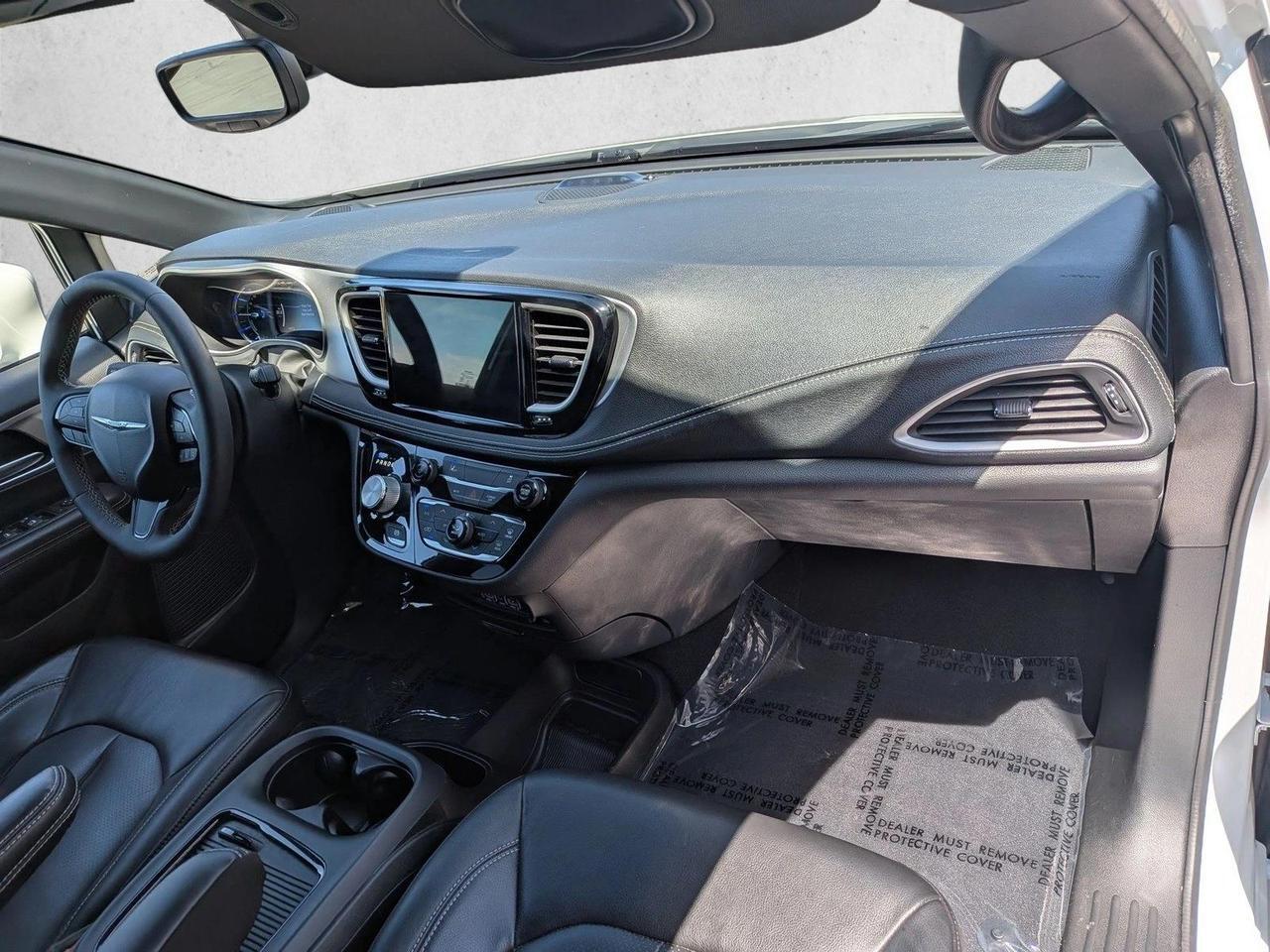 2022 Chrysler Pacifica Hybrid Touring L Roseville CA