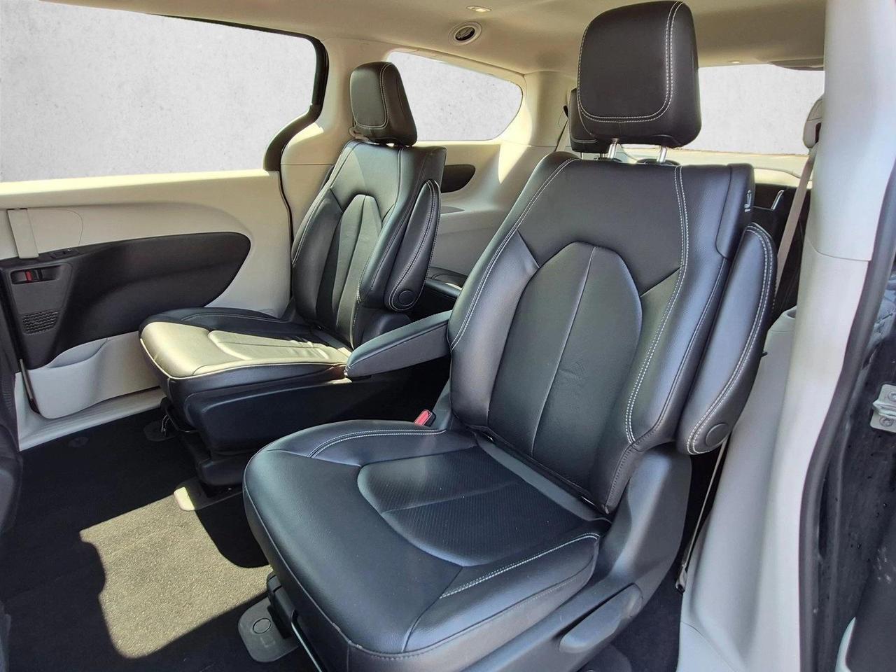 2022 Chrysler Pacifica Hybrid Touring L Roseville CA