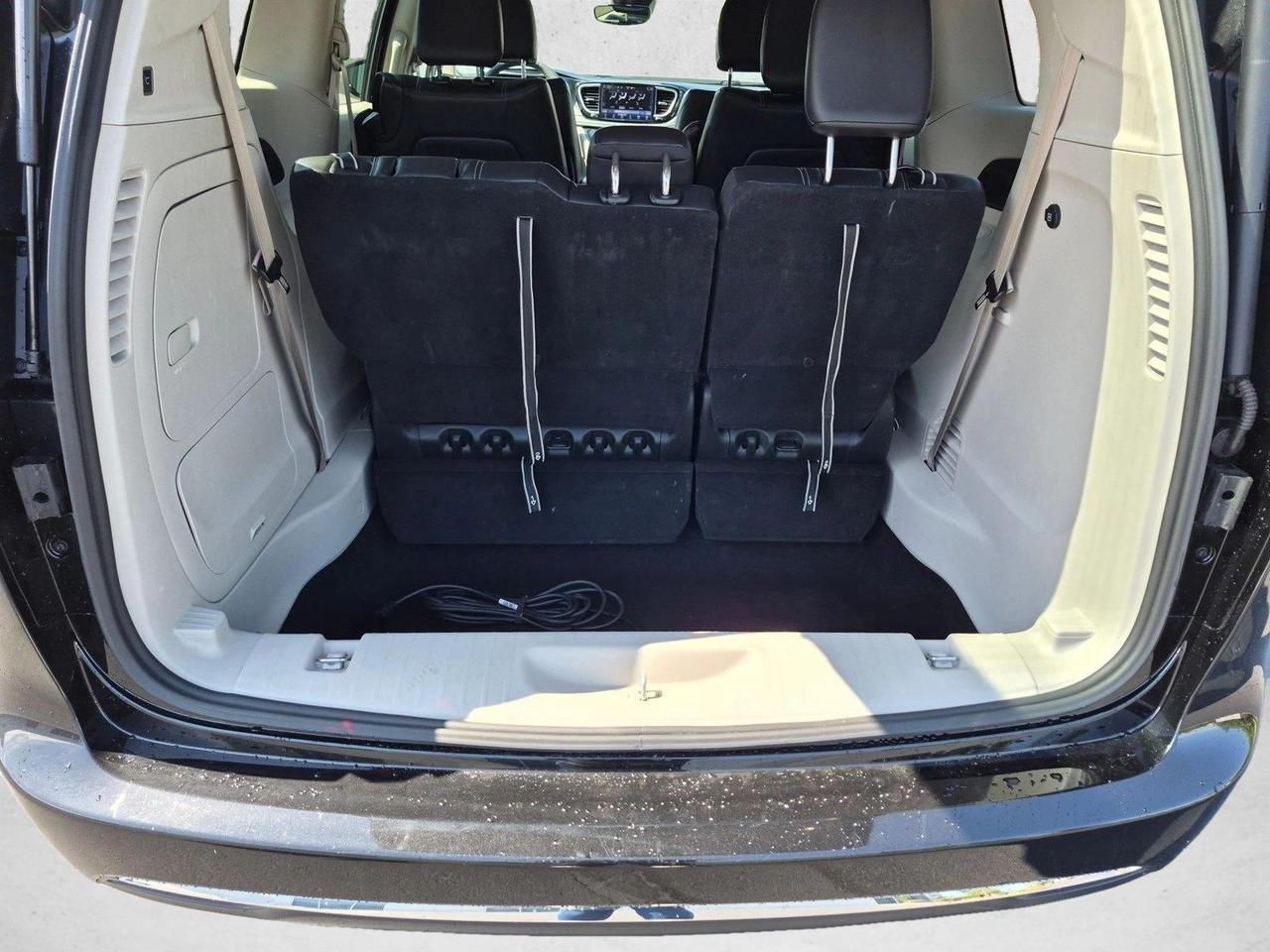 2022 Chrysler Pacifica Hybrid Touring L Roseville CA