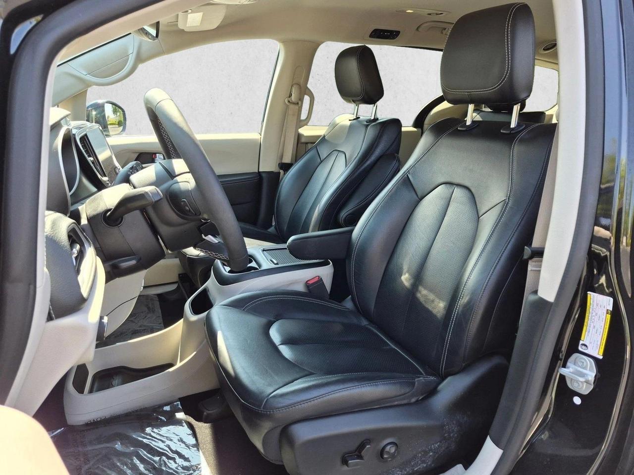 2022 Chrysler Pacifica Hybrid Touring L Roseville CA