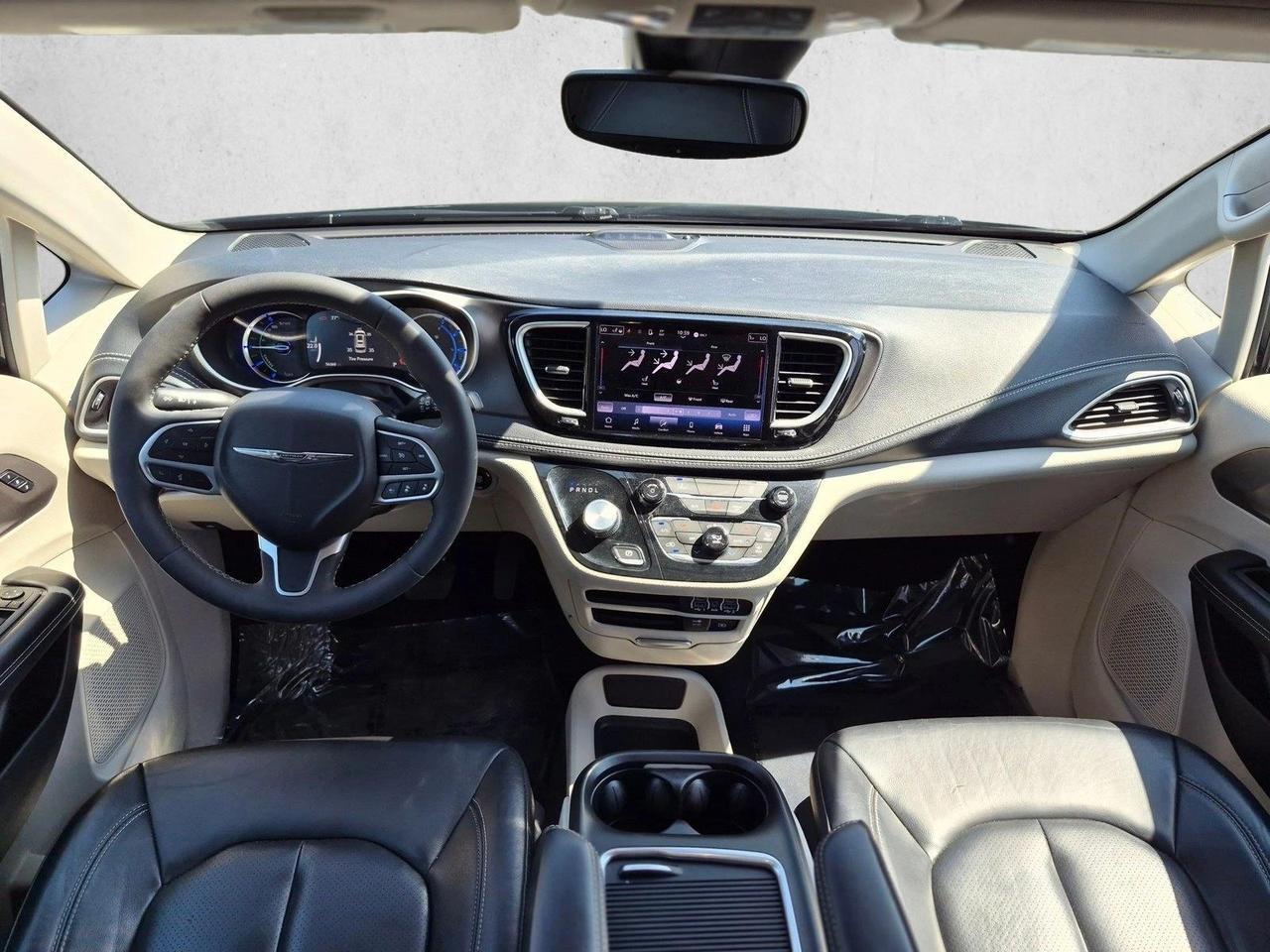 2022 Chrysler Pacifica Hybrid Touring L Roseville CA