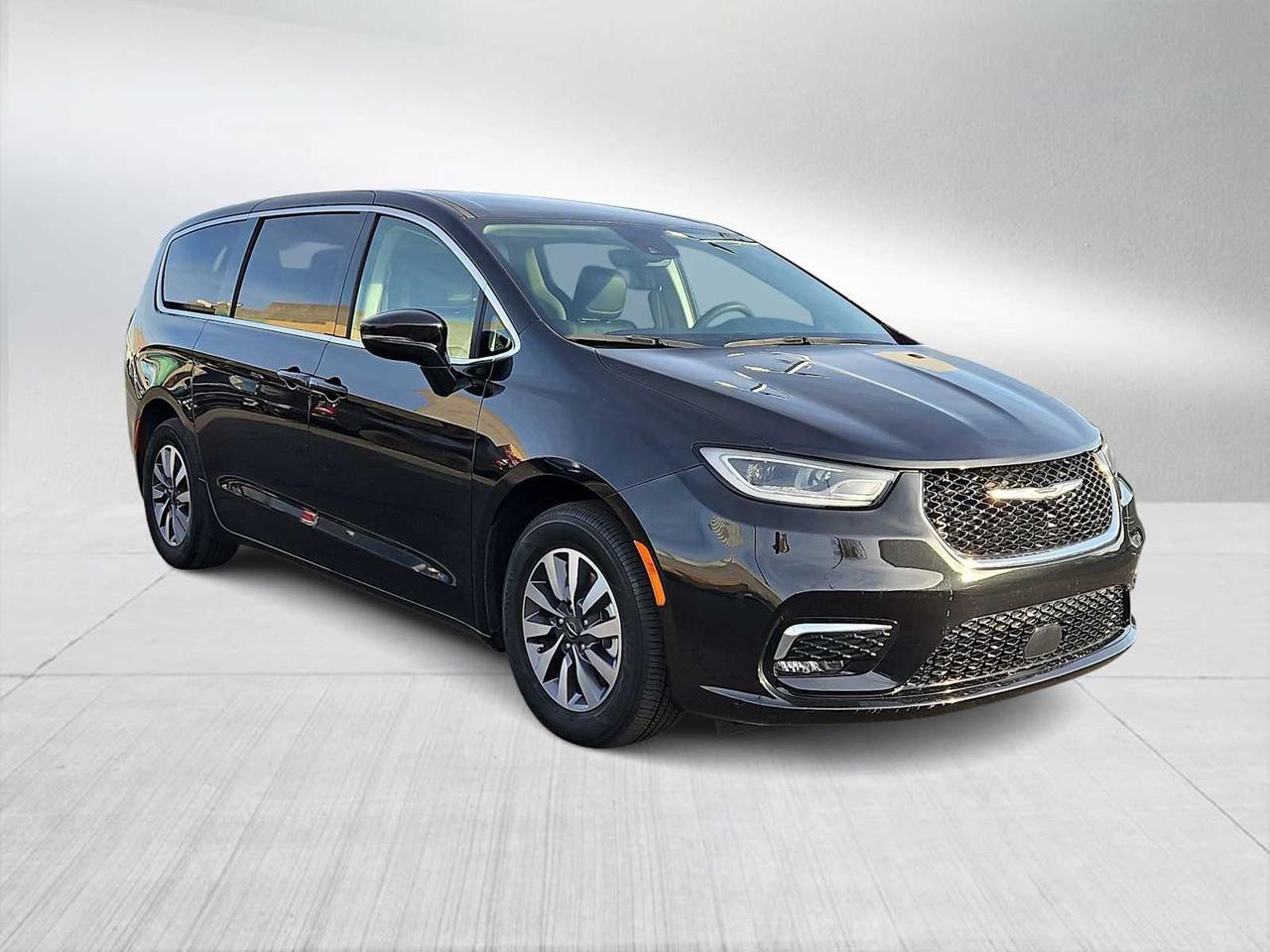 2022 Chrysler Pacifica Hybrid Touring L Irving TX