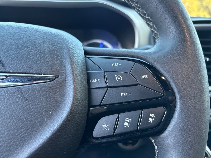 2022 Chrysler Pacifica Hybrid Touring L Seffner FL