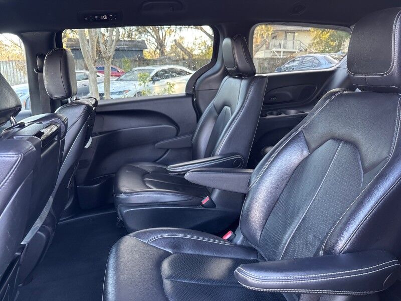 2022 Chrysler Pacifica Hybrid Touring L Seffner FL