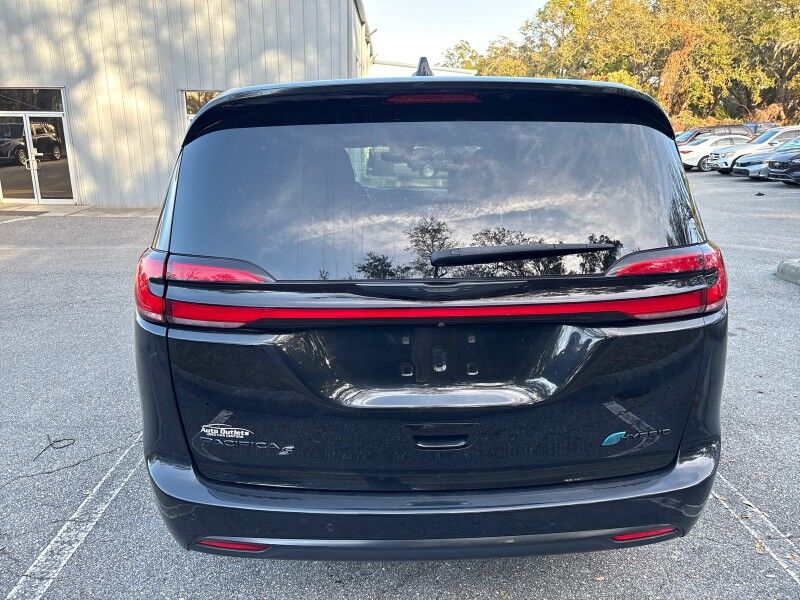 2022 Chrysler Pacifica Hybrid Touring L Seffner FL