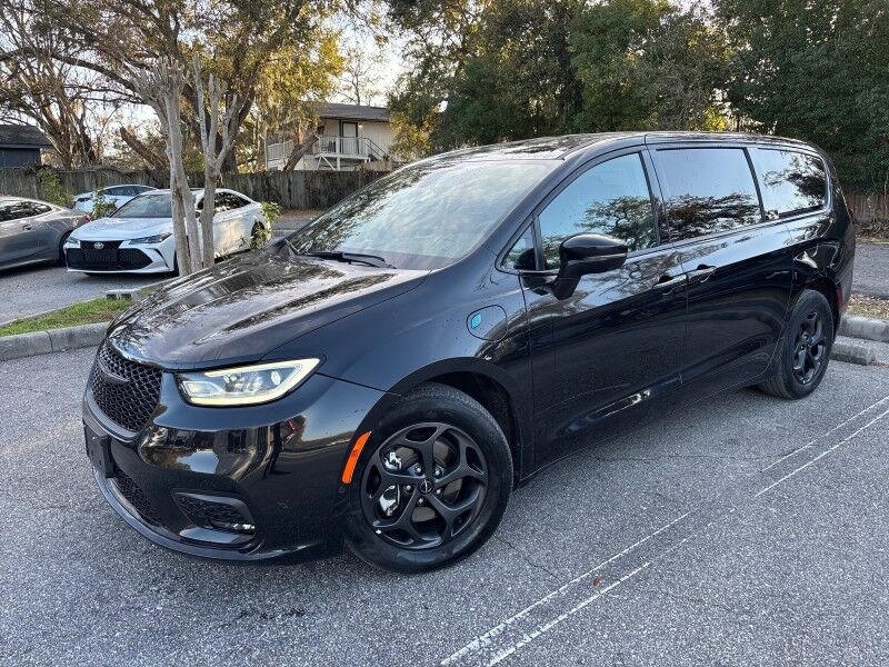 2022 Chrysler Pacifica Hybrid Touring L Seffner FL