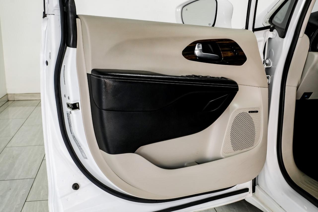 2022 Chrysler Pacifica LIMITED BLIND SPOT NAVIGATION PANORAMA LEATHER HEATED & COOLED S Carrollton TX