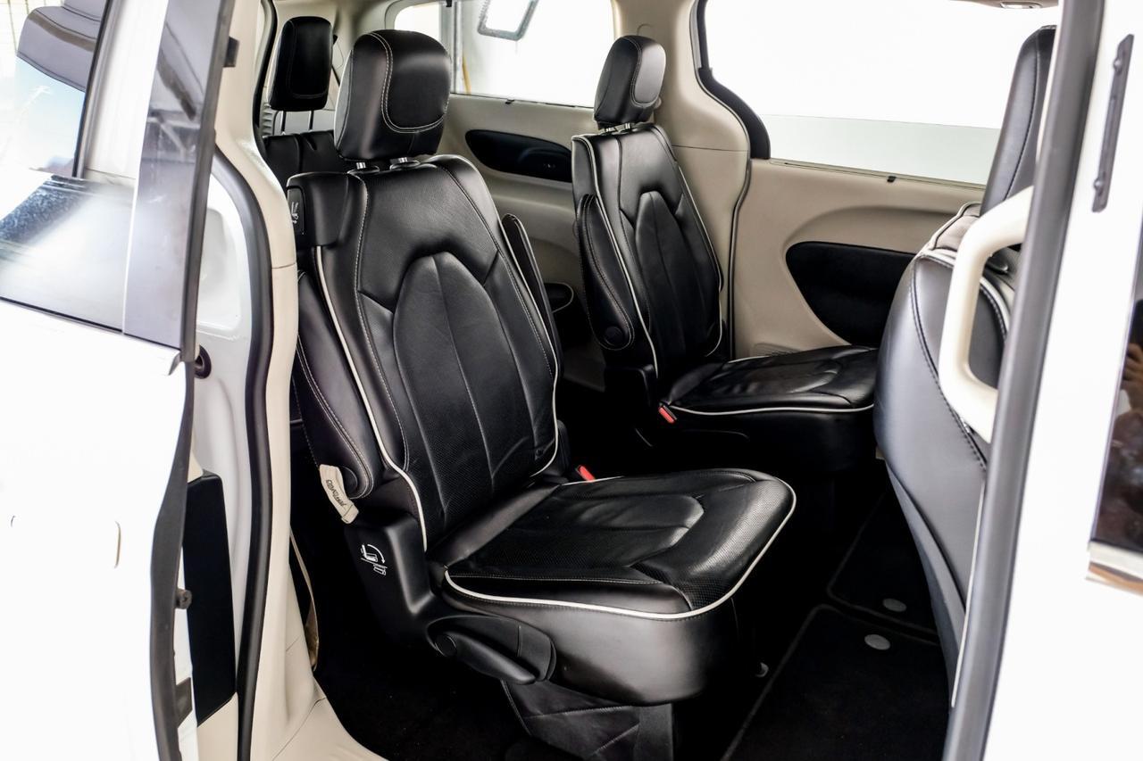 2022 Chrysler Pacifica LIMITED BLIND SPOT NAVIGATION PANORAMA LEATHER HEATED & COOLED SEATS REAR CAMERA Carrollton TX