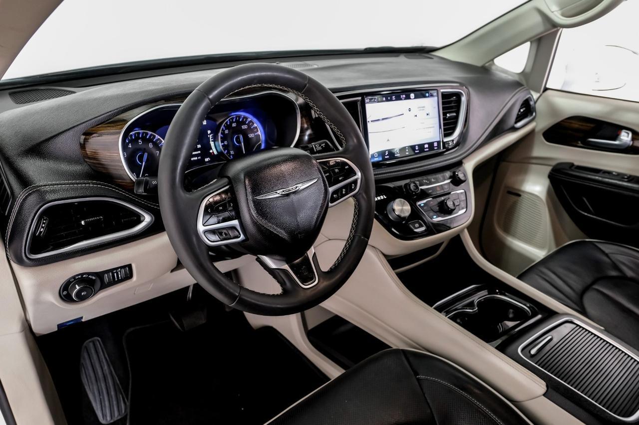 2022 Chrysler Pacifica LIMITED BLIND SPOT NAVIGATION PANORAMA LEATHER HEATED & COOLED SEATS REAR CAMERA Carrollton TX