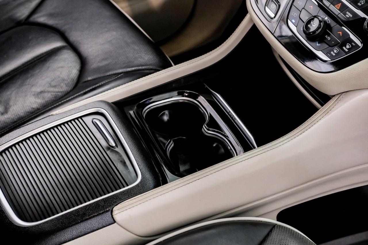 2022 Chrysler Pacifica LIMITED BLIND SPOT NAVIGATION PANORAMA LEATHER HEATED & COOLED SEATS REAR CAMERA Carrollton TX