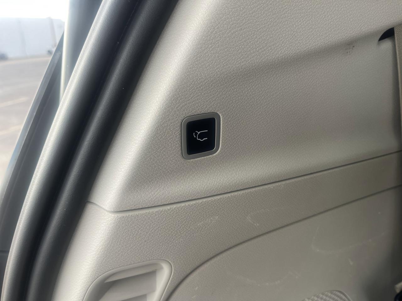 2022 Chrysler Pacifica Limited FWD w/AdaptiveCruise Sunroof Nav Saukville WI