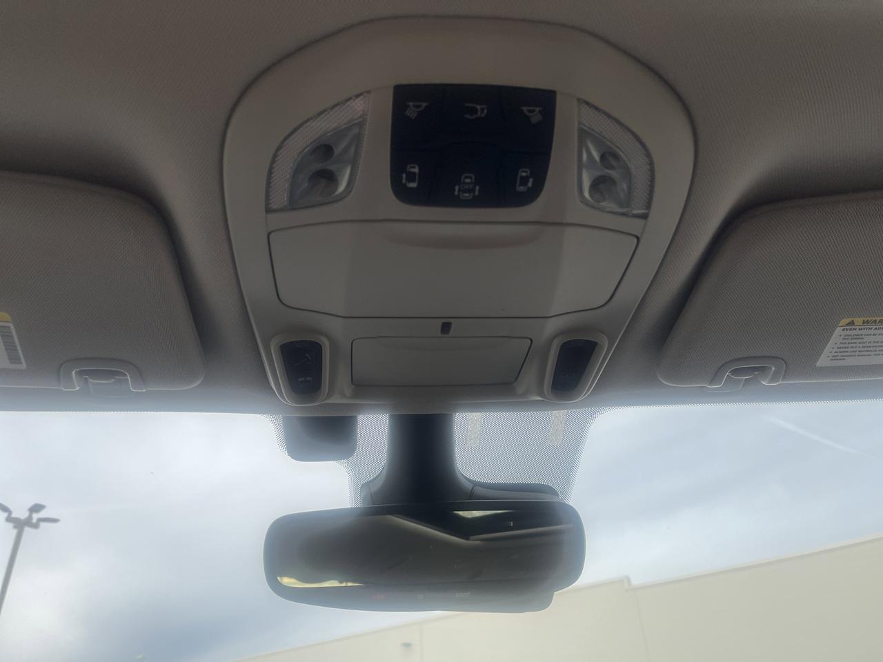 2022 Chrysler Pacifica Limited FWD w/AdaptiveCruise Sunroof Nav Saukville WI