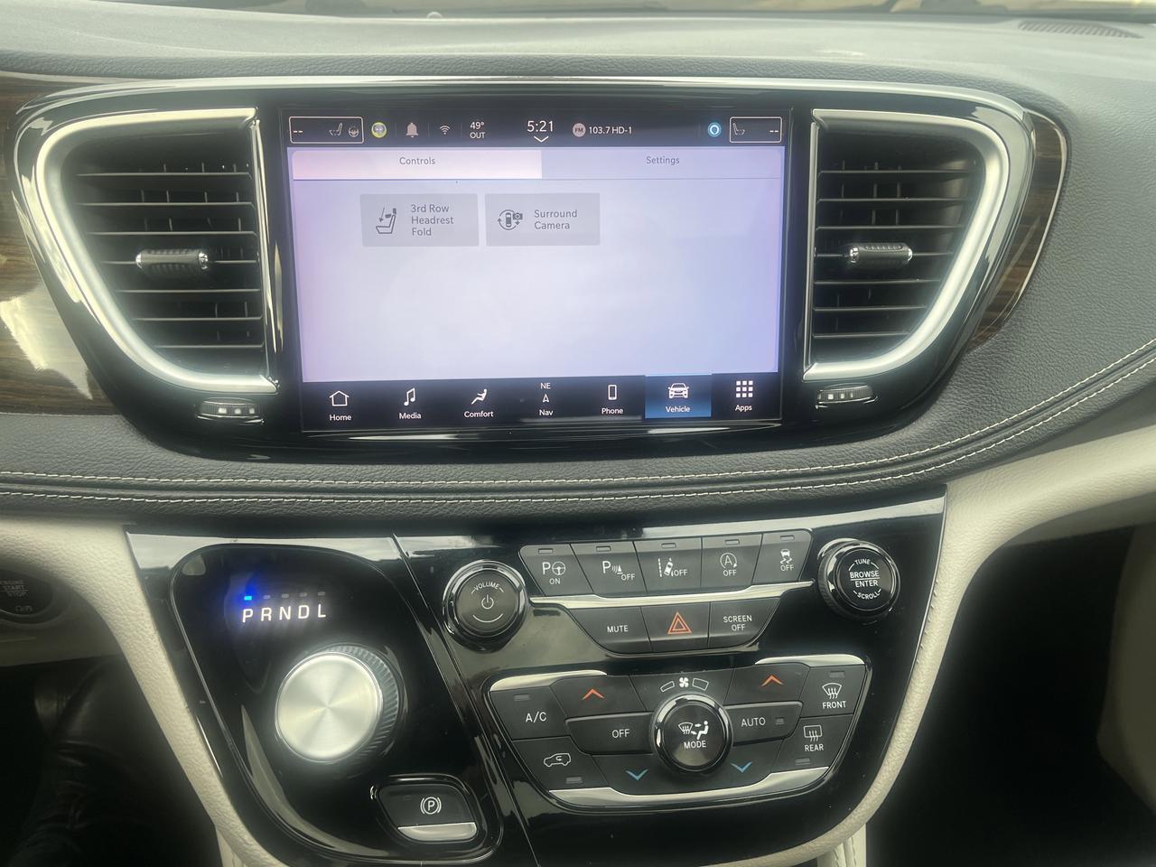 2022 Chrysler Pacifica Limited FWD w/AdaptiveCruise Sunroof Nav Saukville WI