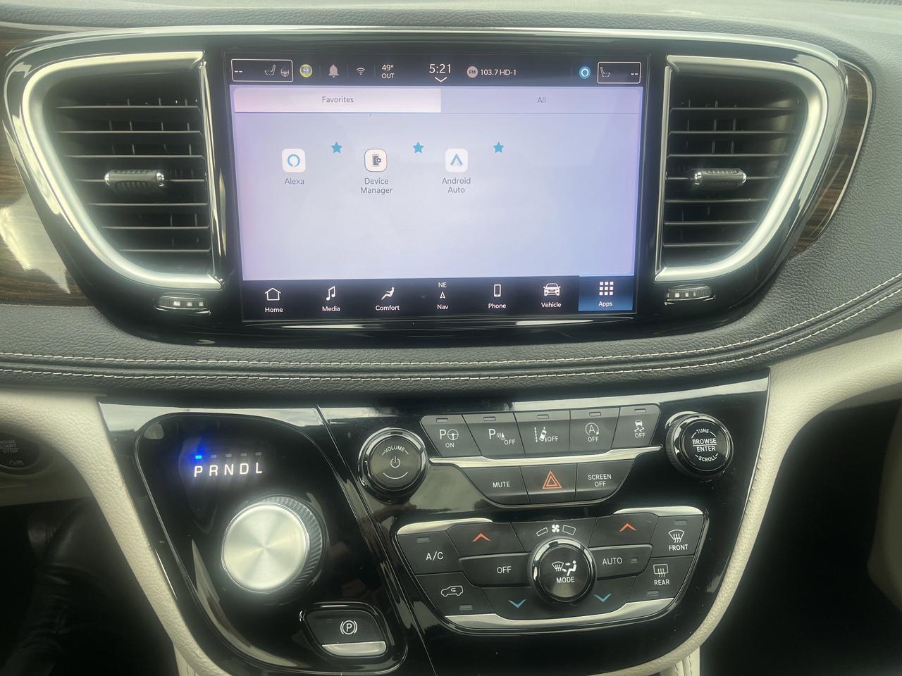 2022 Chrysler Pacifica Limited FWD w/AdaptiveCruise Sunroof Nav Saukville WI