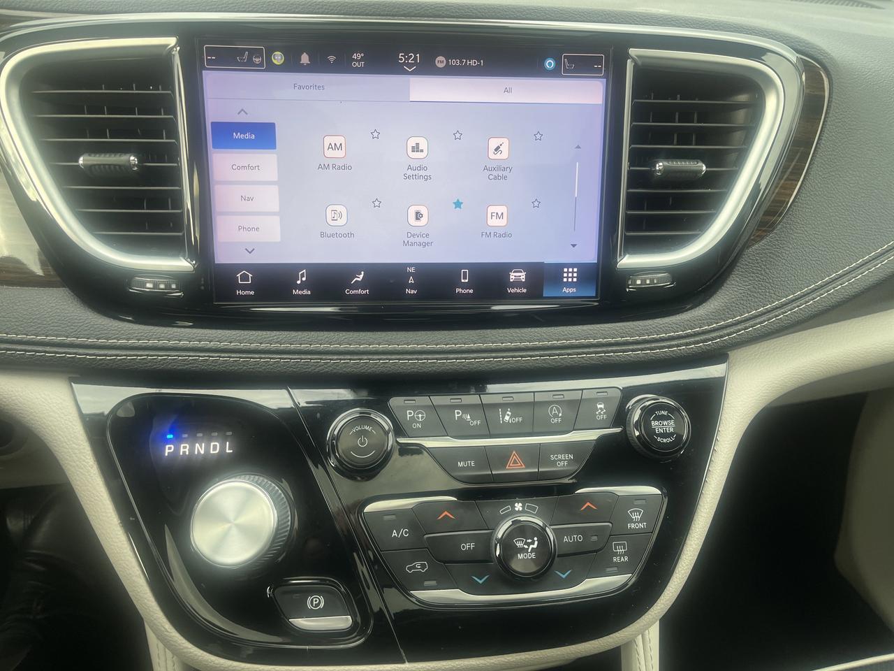 2022 Chrysler Pacifica Limited FWD w/AdaptiveCruise Sunroof Nav Saukville WI