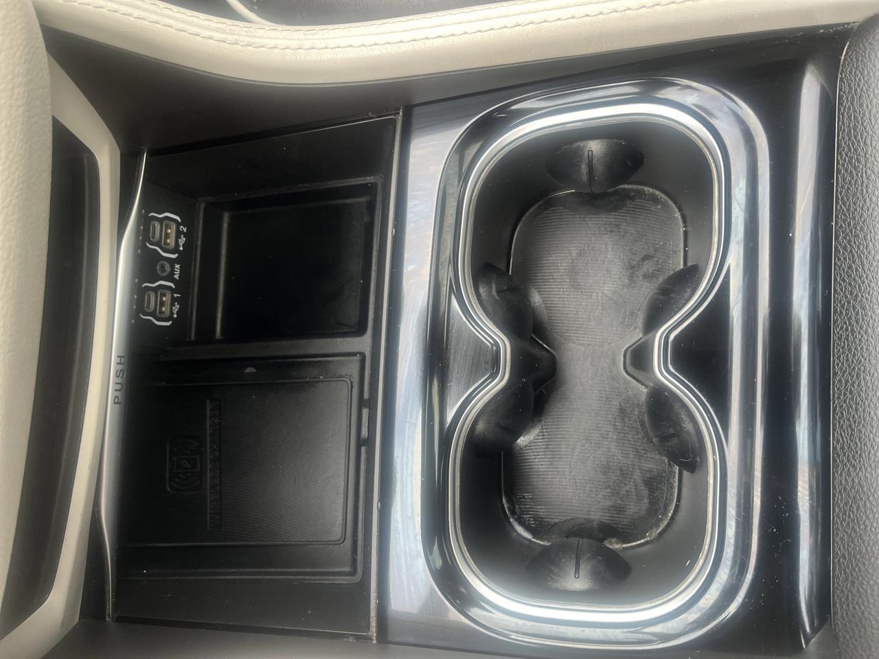 2022 Chrysler Pacifica Limited FWD w/AdaptiveCruise Sunroof Nav Saukville WI