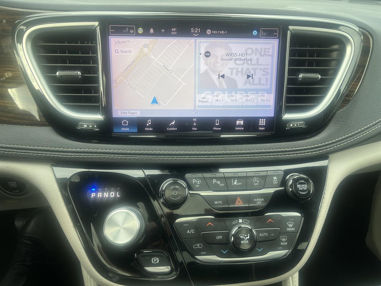 2022 Chrysler Pacifica Limited FWD w/AdaptiveCruise Sunroof Nav Saukville WI