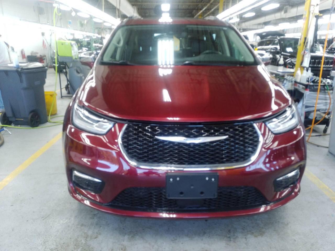 2022 Chrysler Pacifica Limited Knoxville TN