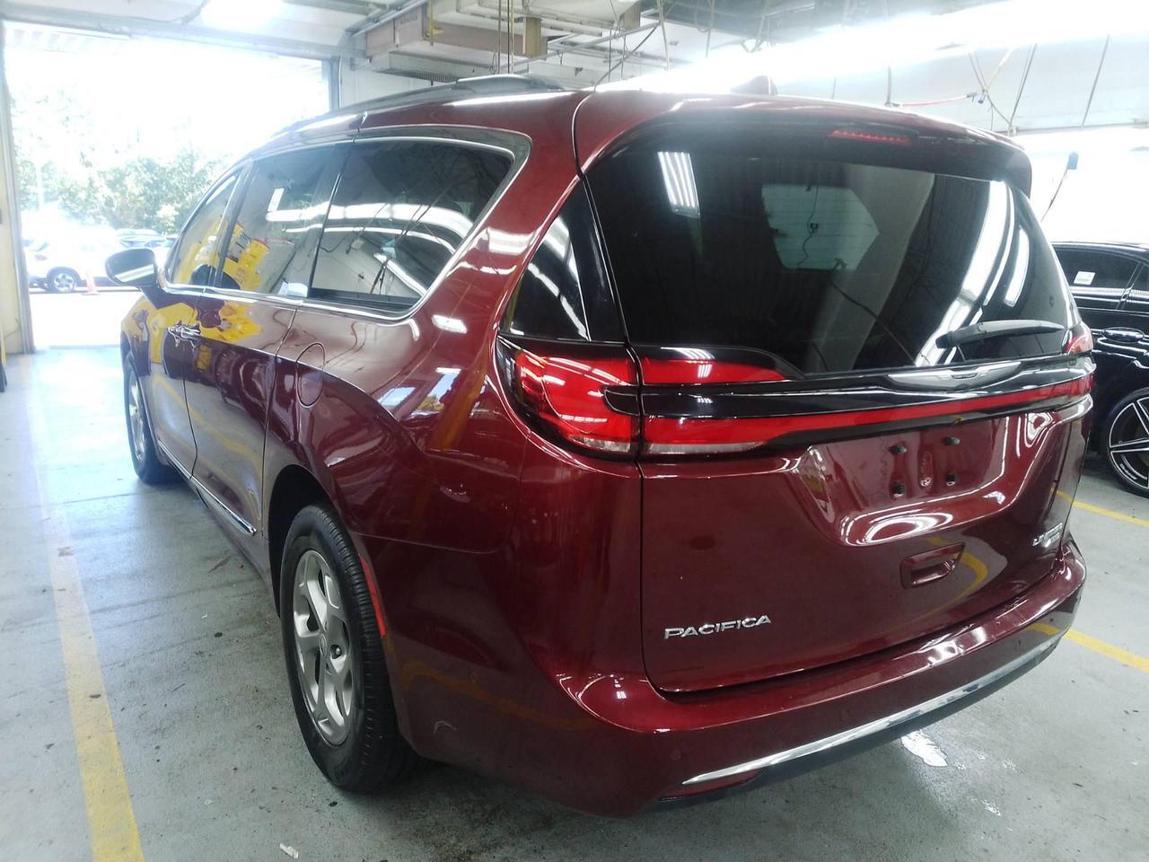 2022 Chrysler Pacifica Limited Knoxville TN